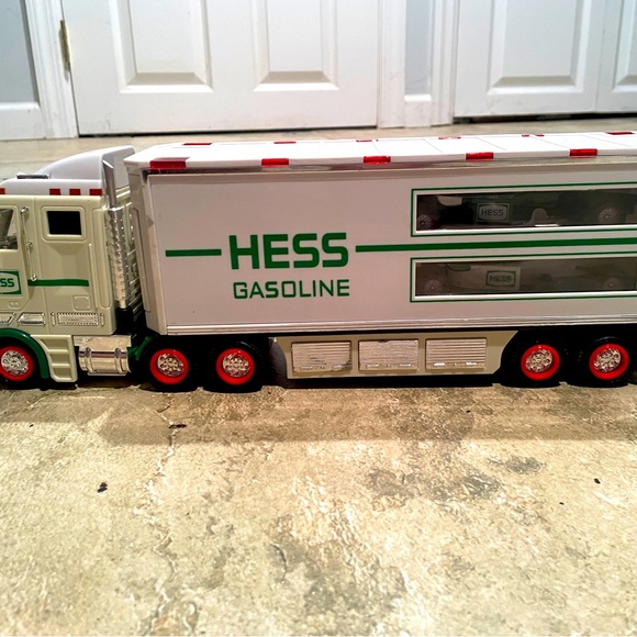 Hess truck with race cars - Picture 3 of 3